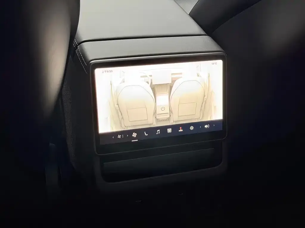Tesla Model Y 2025 из CN, фото 4