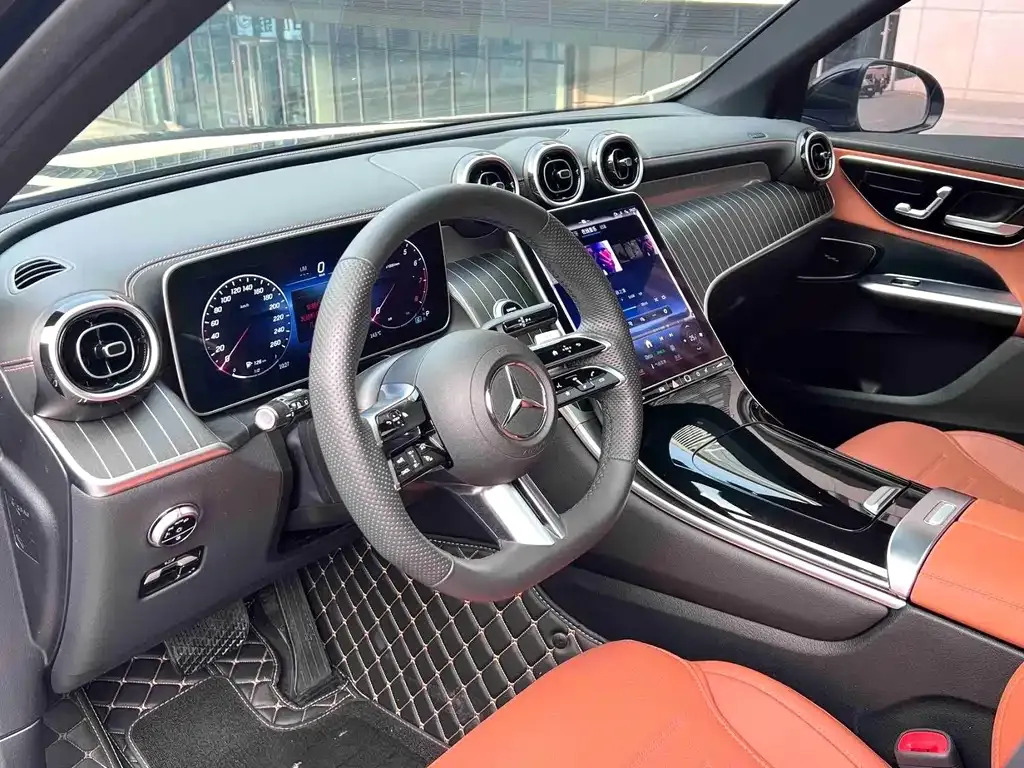Mercedes-Benz GLC 2023 из CN, фото 8
