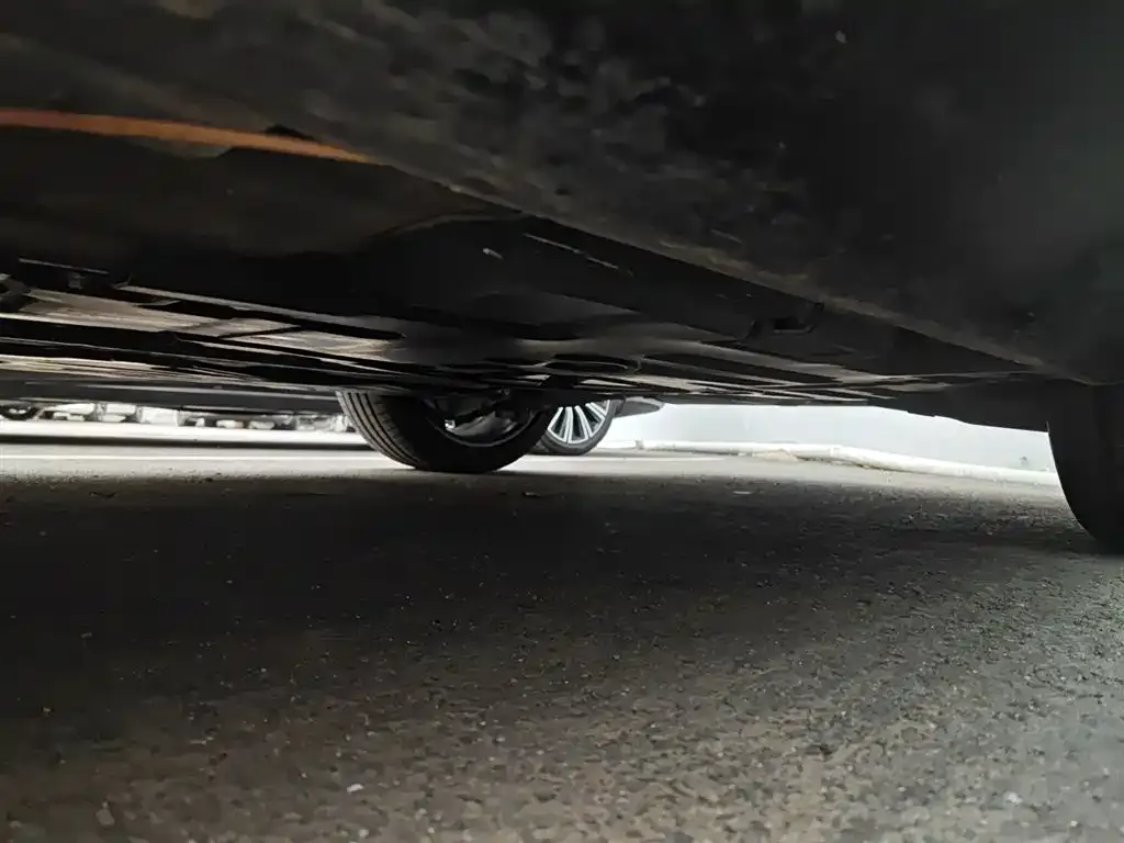Volvo S90 2025 из CN, фото 3