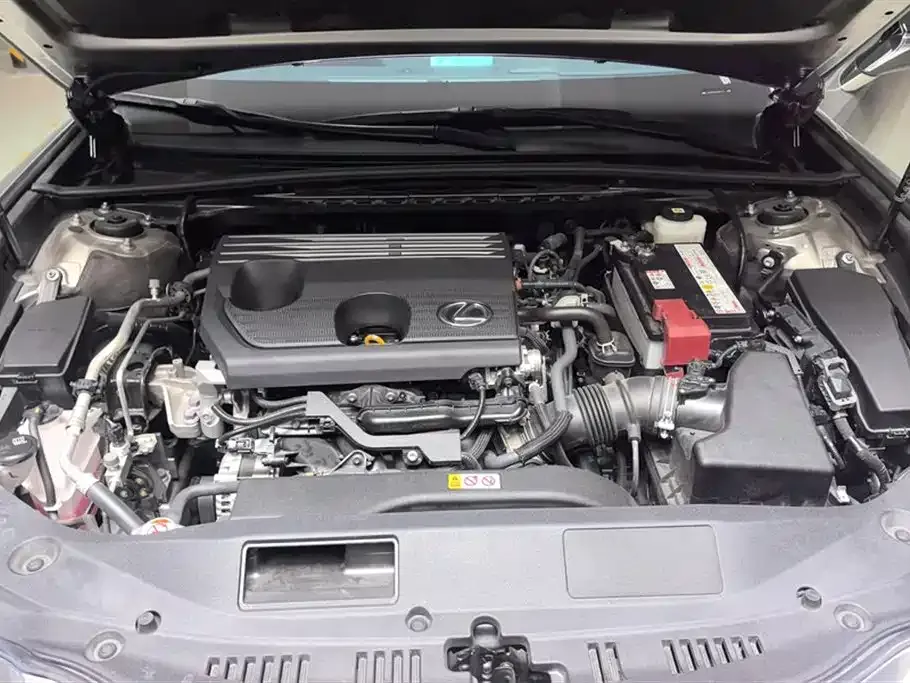 Lexus ES 2025 из CN, фото 9