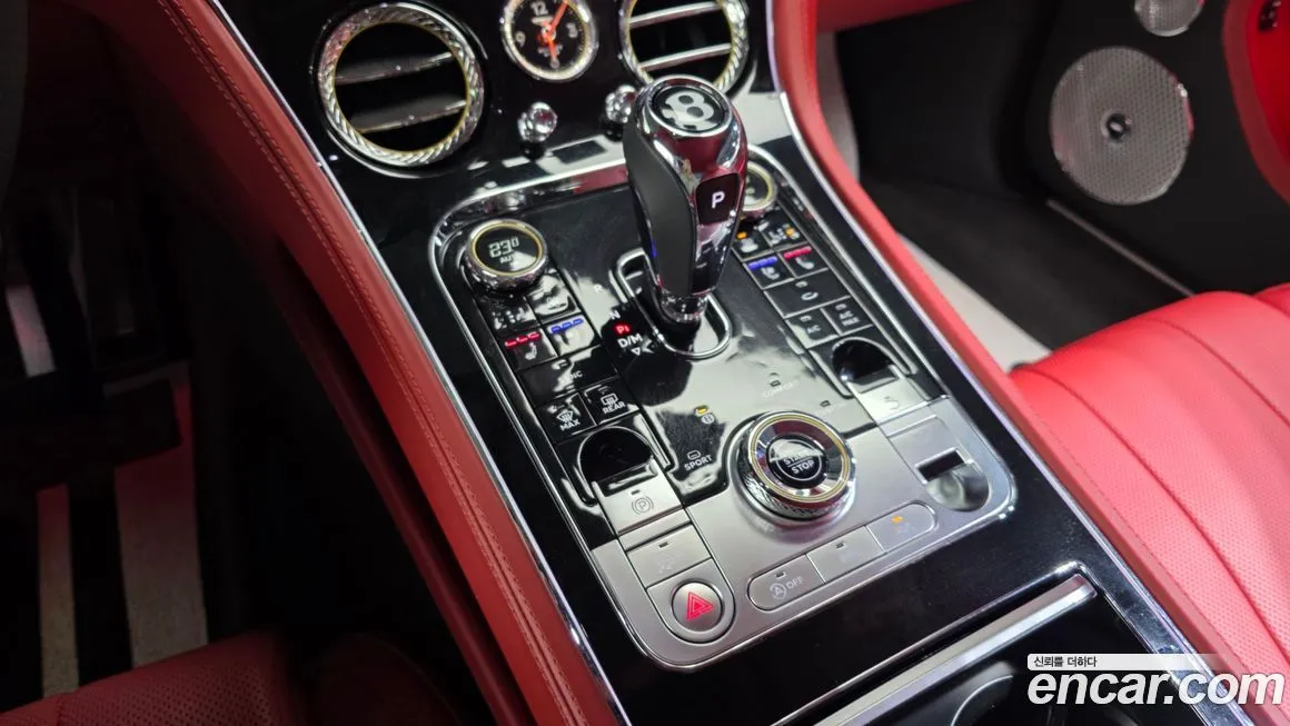 Bentley Continental 2022 из KR, фото 10