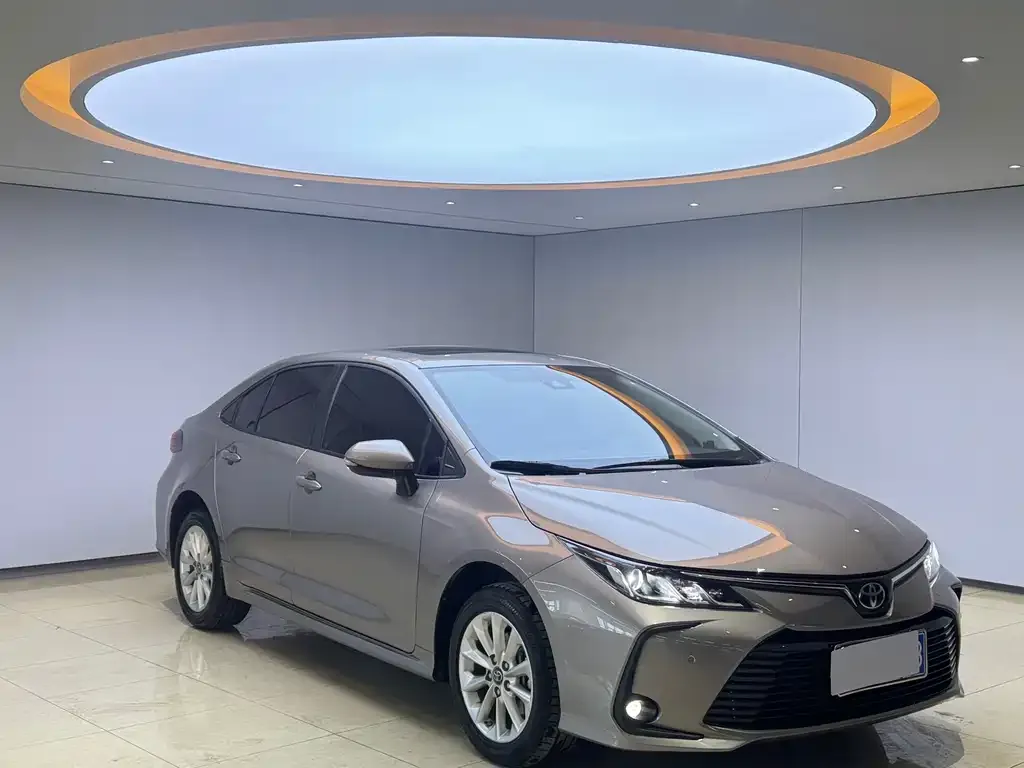 Toyota Corolla 2022 из CN, фото 2