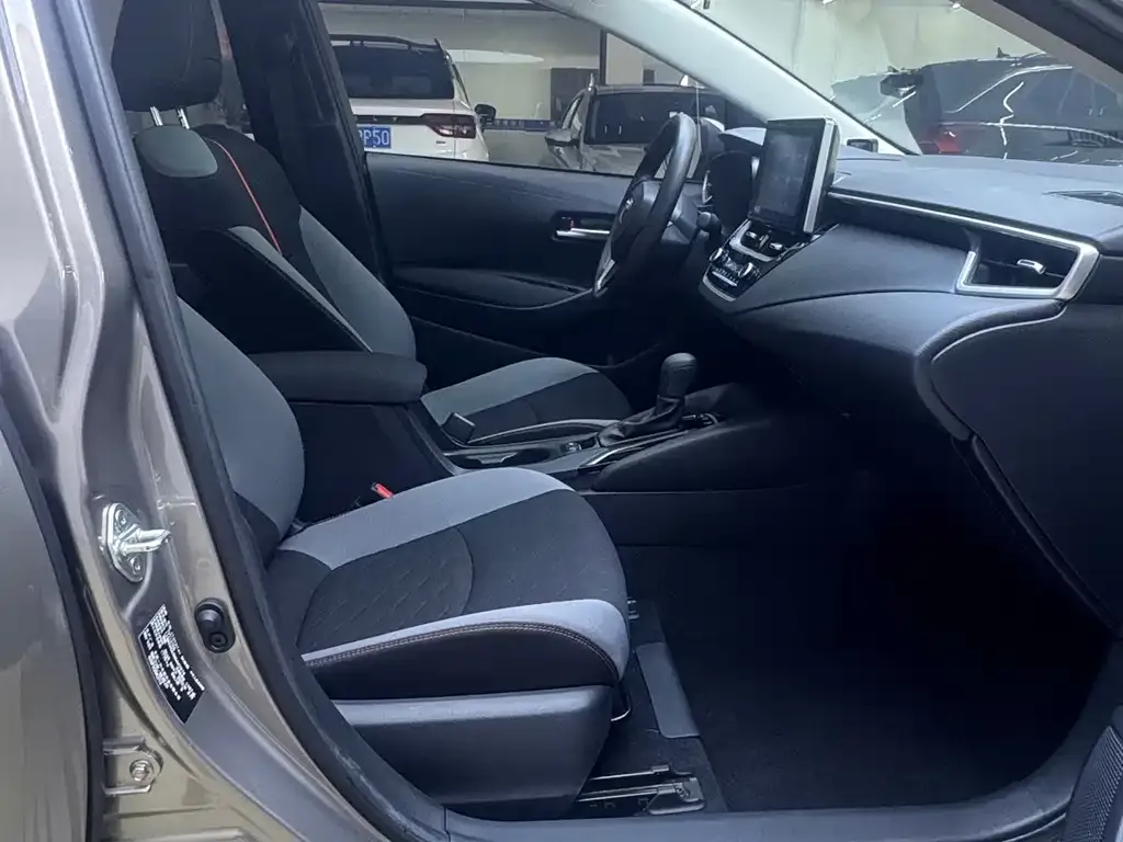Toyota Corolla 2022 из CN, фото 9