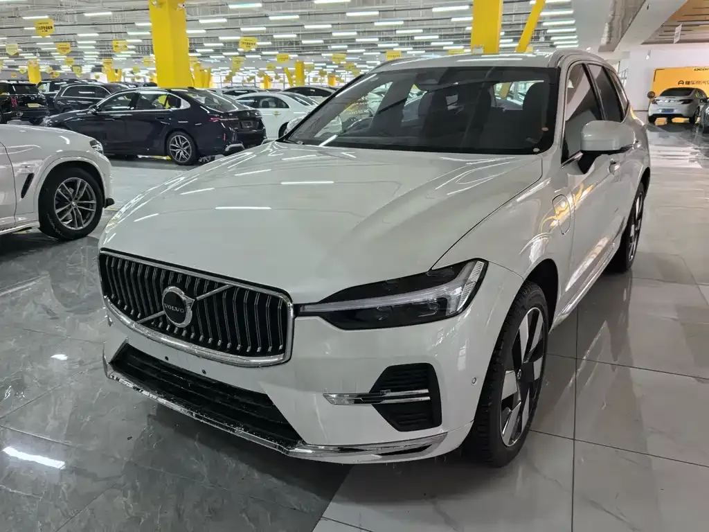 Volvo XC60 PHEV 2026 из CN, фото 1