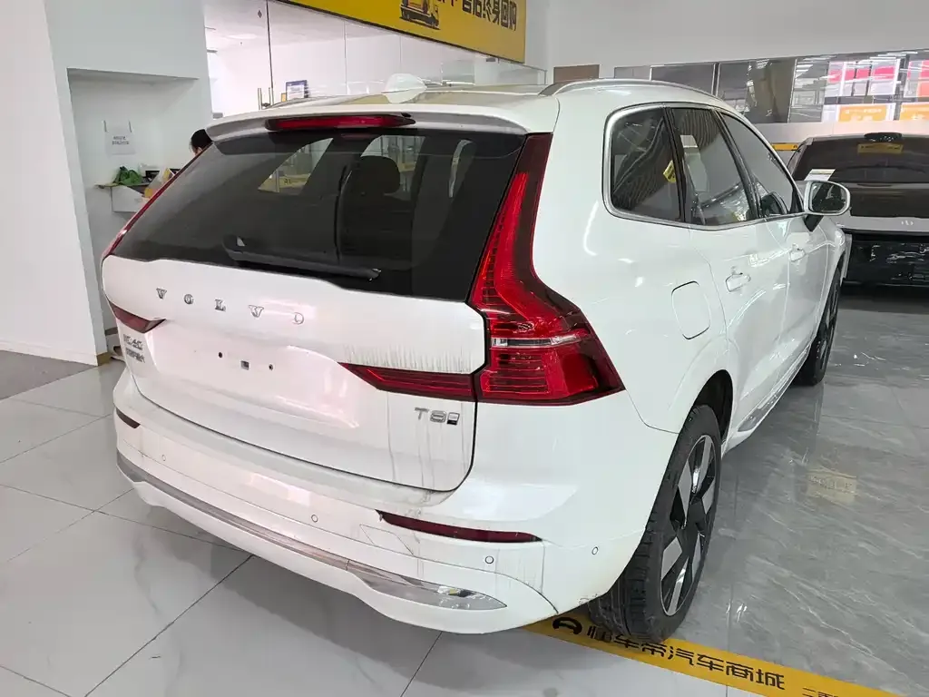 Volvo XC60 PHEV 2026 из CN, фото 5