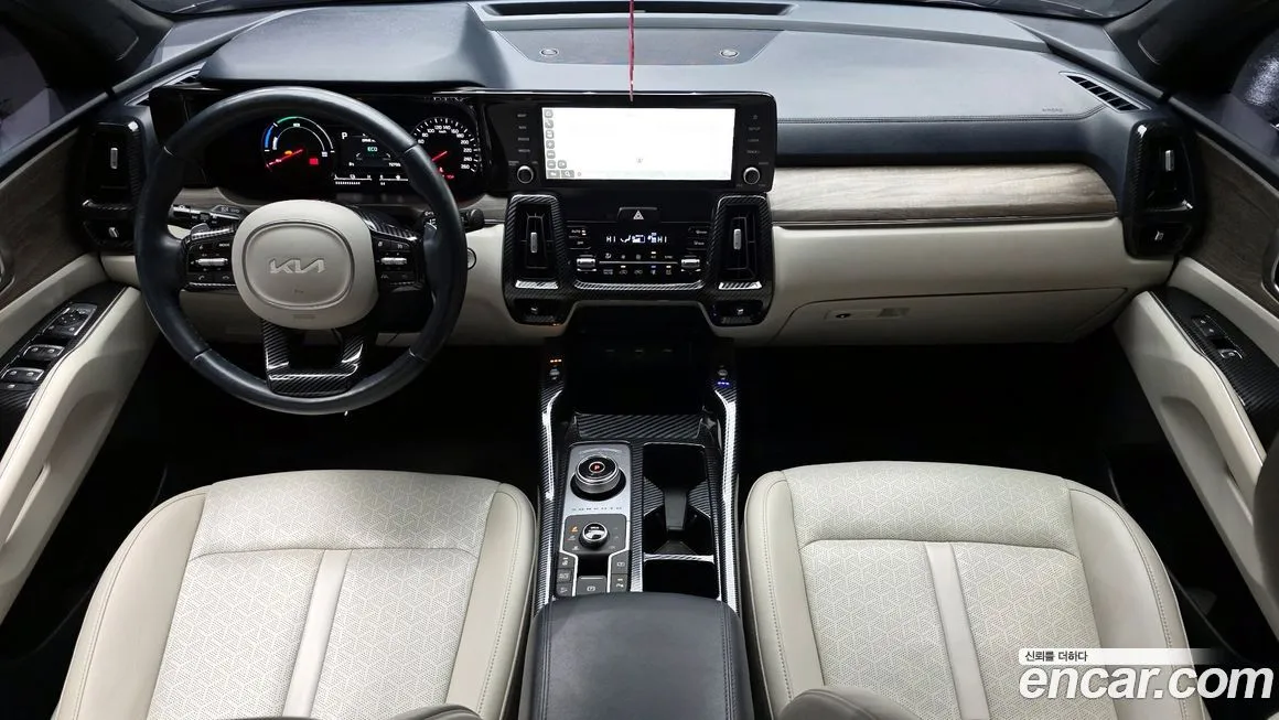 Kia Sorento — фото 9