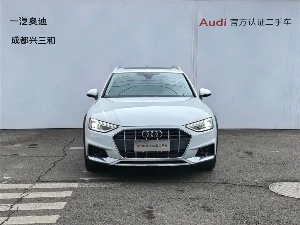 Audi A4 (Import) — фото 7