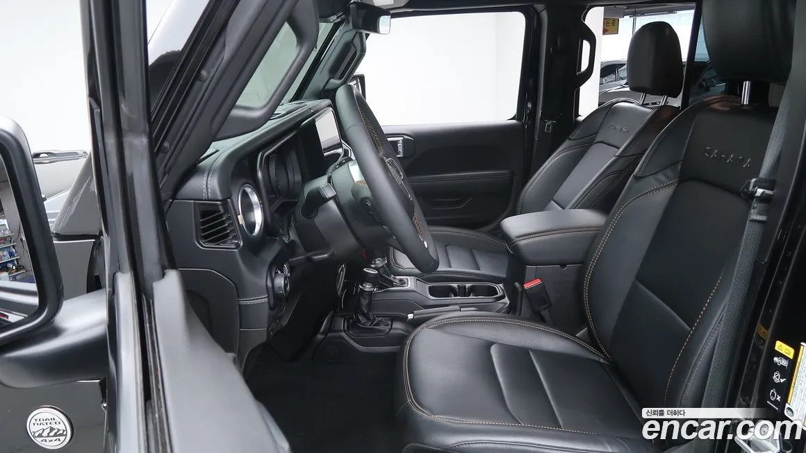 Jeep Wrangler 2024 из KR, фото 10