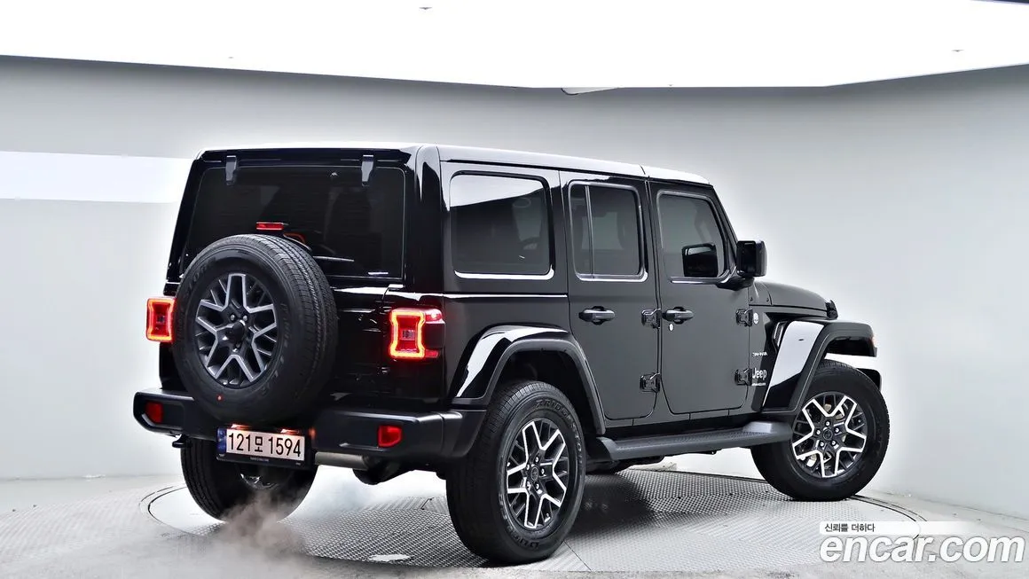 Jeep Wrangler 2024 из KR, фото 9