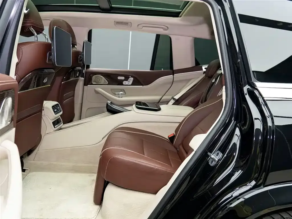 Mercedes-Benz GLS 2023 из CN, фото 10