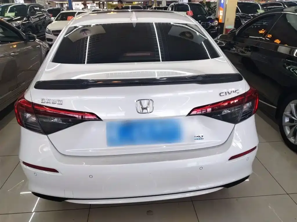 Honda Civic — фото 8