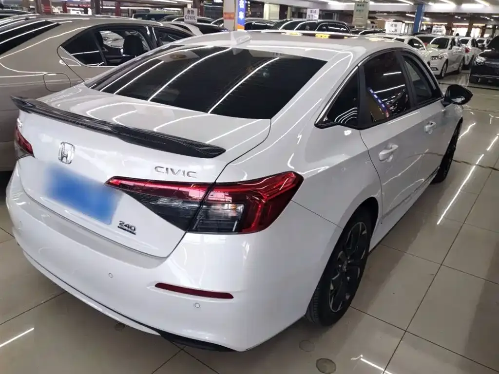 Honda Civic — фото 7