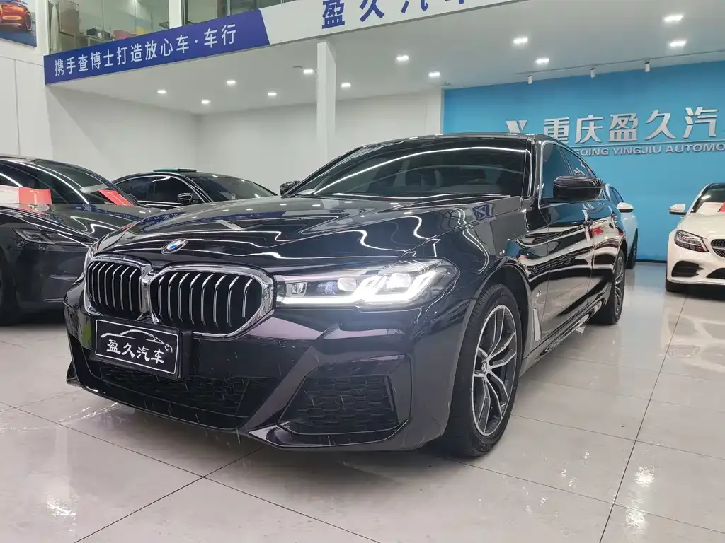 BMW 5 Series 2022 из CN, фото 1