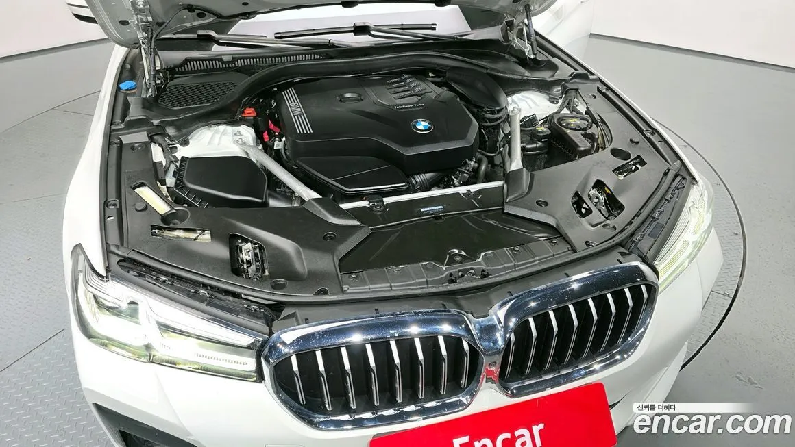 BMW 5-Series 2021 из KR, фото 10