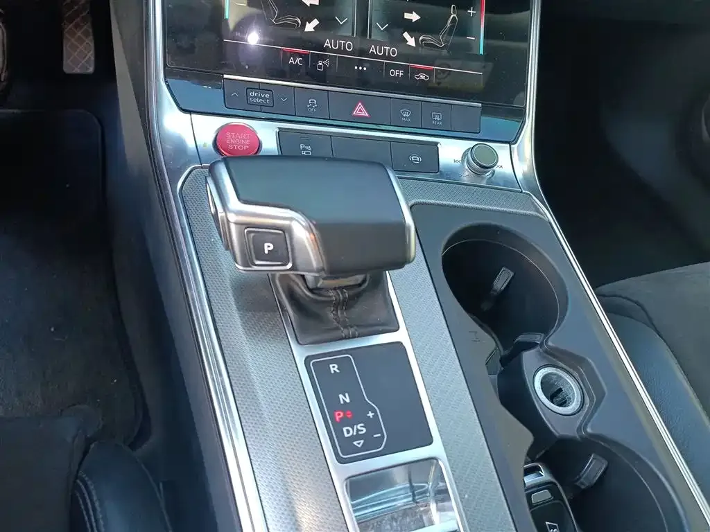 Audi A6 (Import) 2021 из CN, фото 4