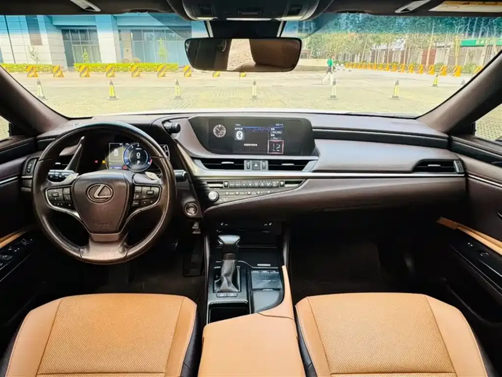 Lexus ES 2021 из CN, фото 8