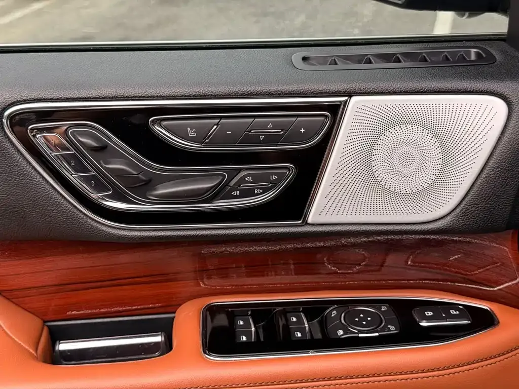 Lincoln Navigator 2022 из CN, фото 4