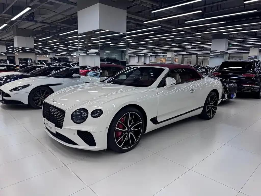 Bentley Continental 2021 из CN, фото 1
