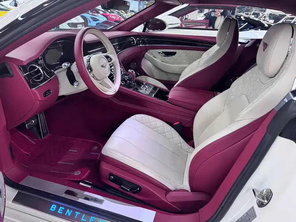 Bentley Continental 2021 из CN, фото 3