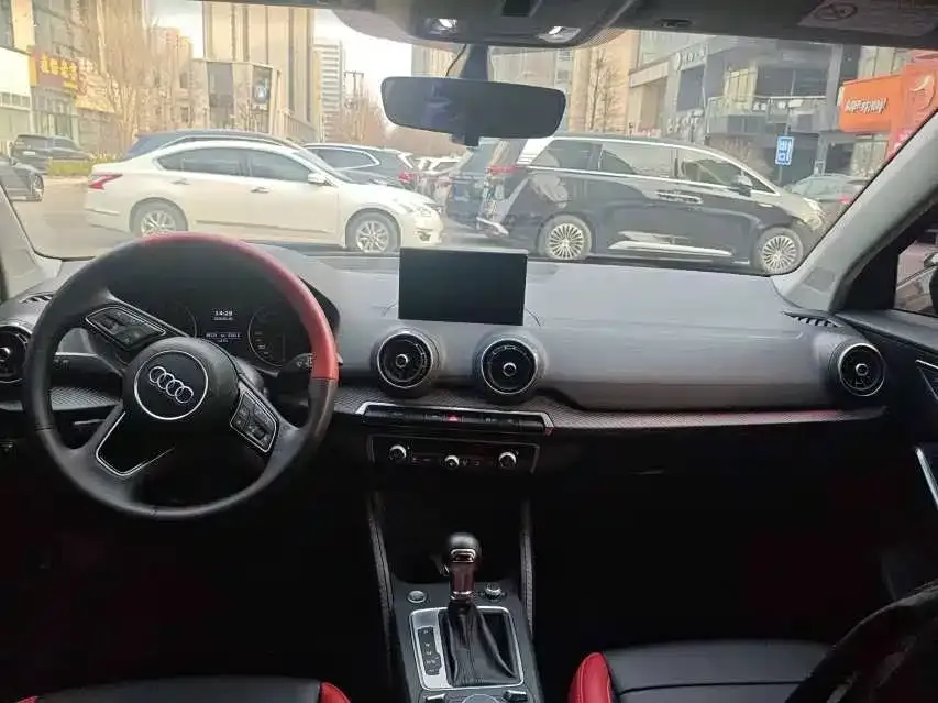 Audi Q2L 2021 из CN, фото 5
