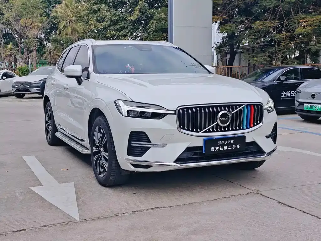 Volvo XC60 2022 из CN, фото 9