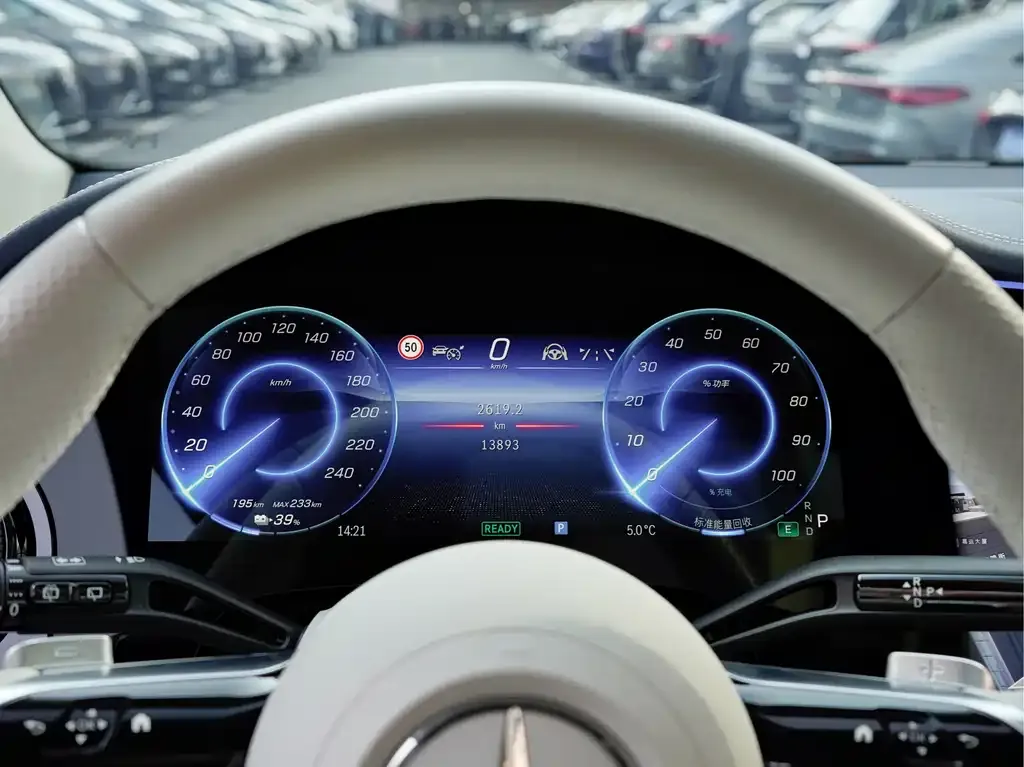 Mercedes-Benz EQE SUV 2023 из CN, фото 3