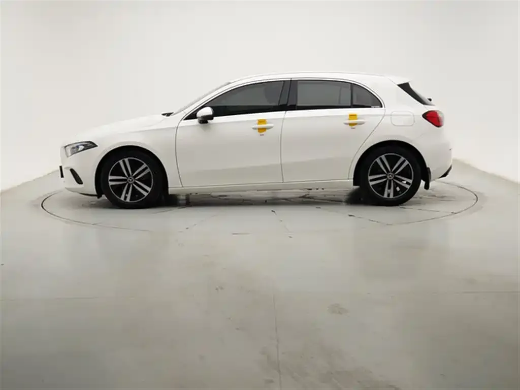 Mercedes-Benz A-Class (Import) 2022 из CN, фото 2