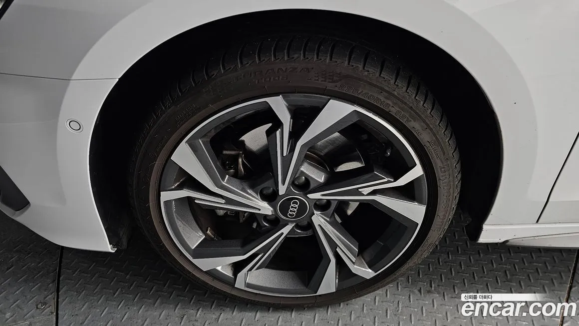 Audi A3 2023 из KR, фото 9