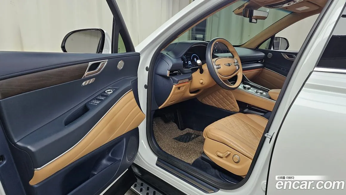 Genesis GV80 — фото 10