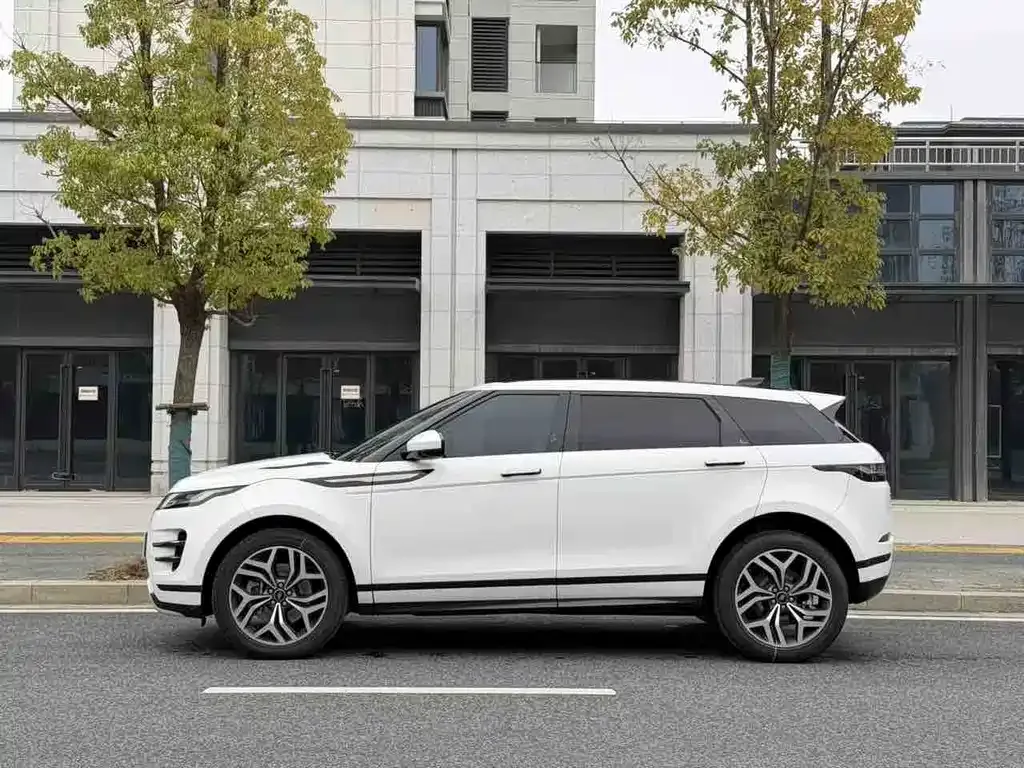 Land Rover Evoque — фото 6