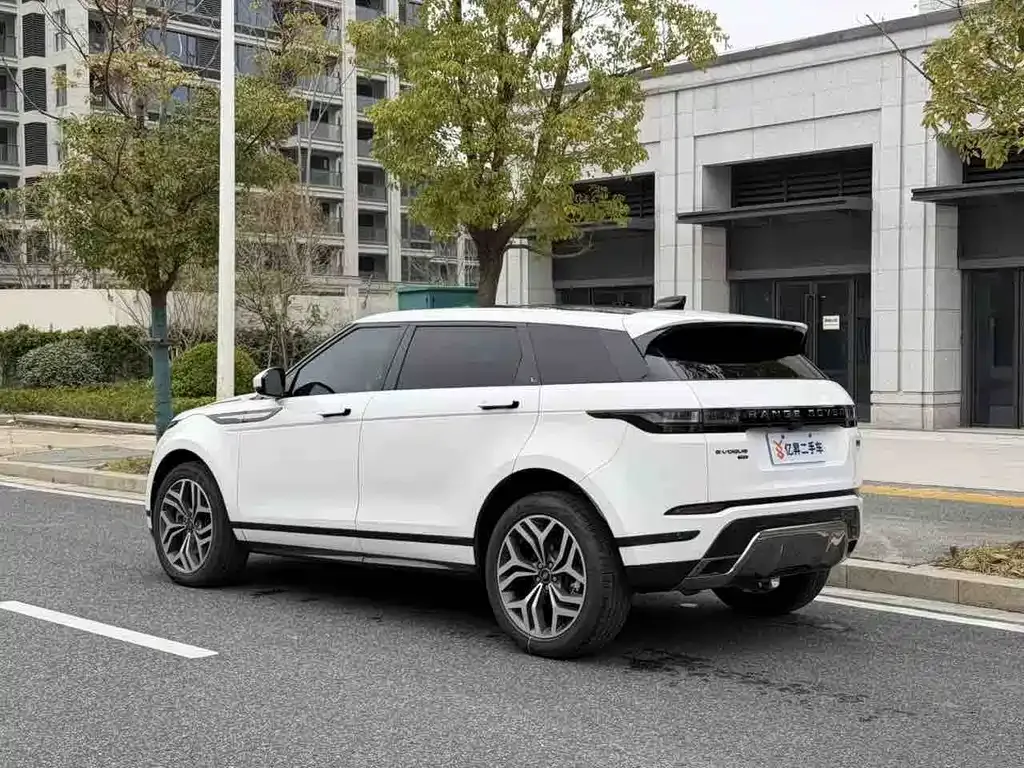 Land Rover Evoque — фото 8