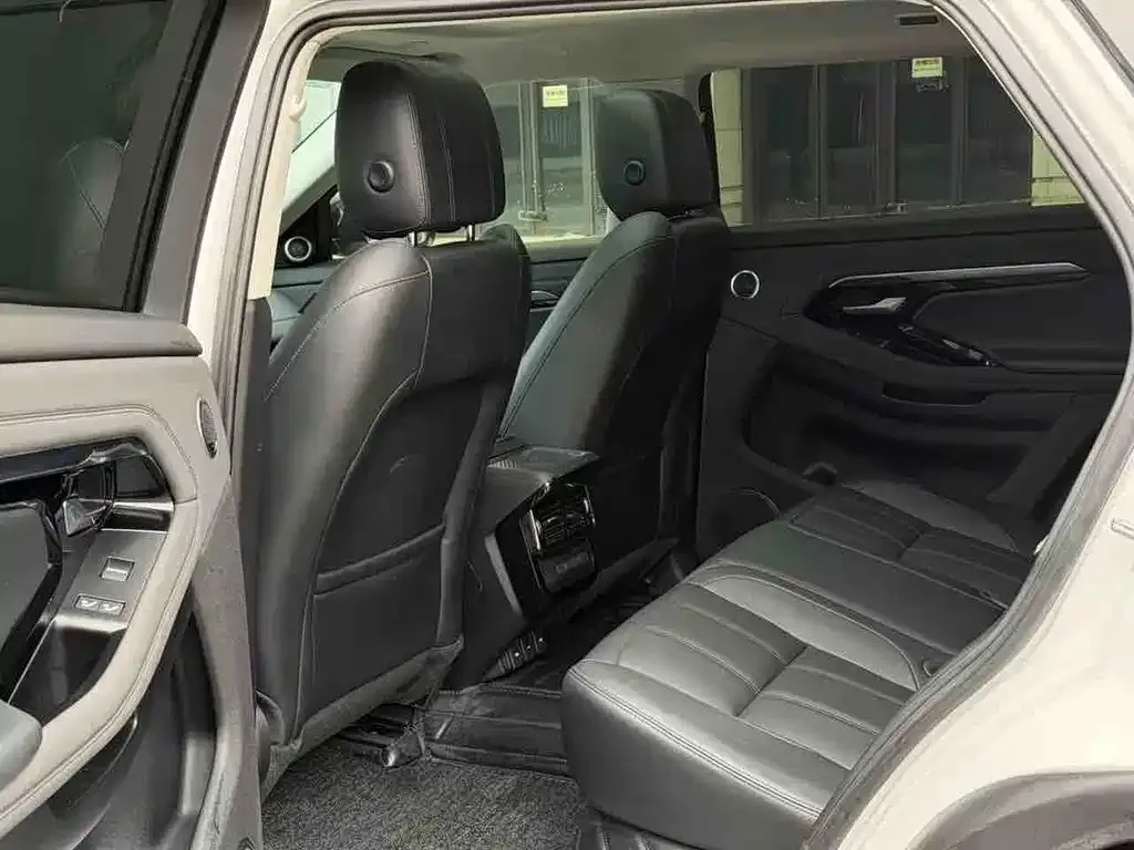 Land Rover Evoque — фото 5