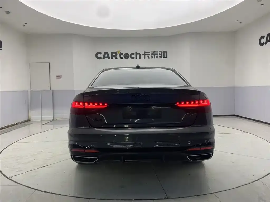 Audi A4L 2022 из CN, фото 6