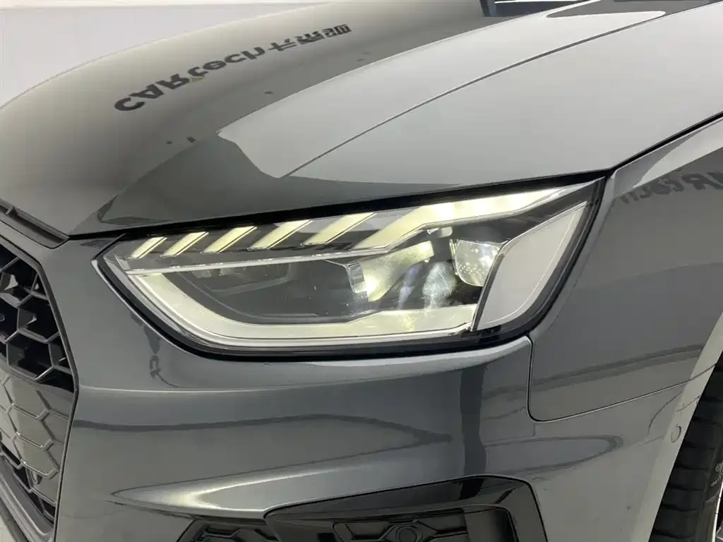 Audi A4L 2022 из CN, фото 10