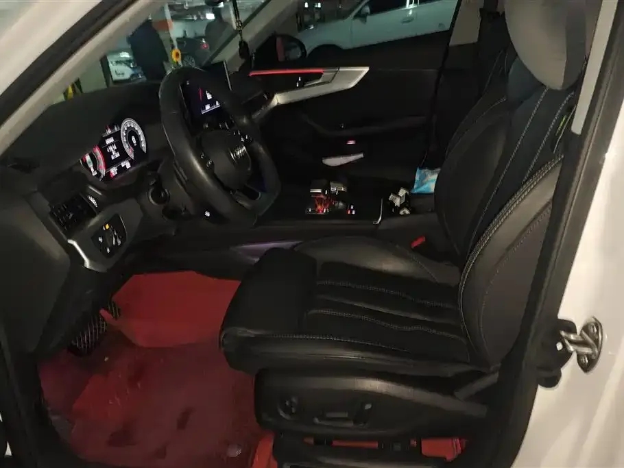 Audi A4L 2022 из CN, фото 6