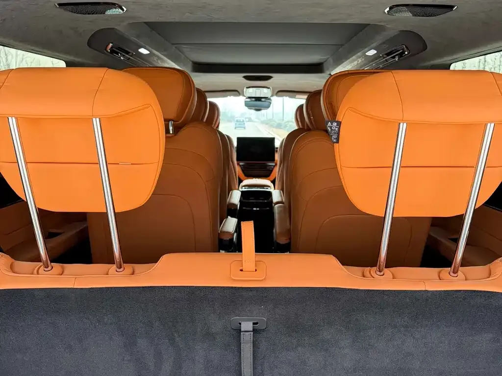 Geely Yizhen L380 2025 из CN, фото 2