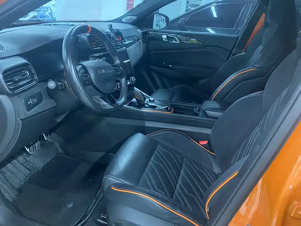 Lynk & Co 02 Hatchback 2022 из CN, фото 4
