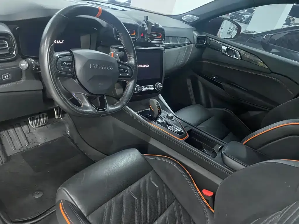 Lynk & Co 02 Hatchback 2022 из CN, фото 3