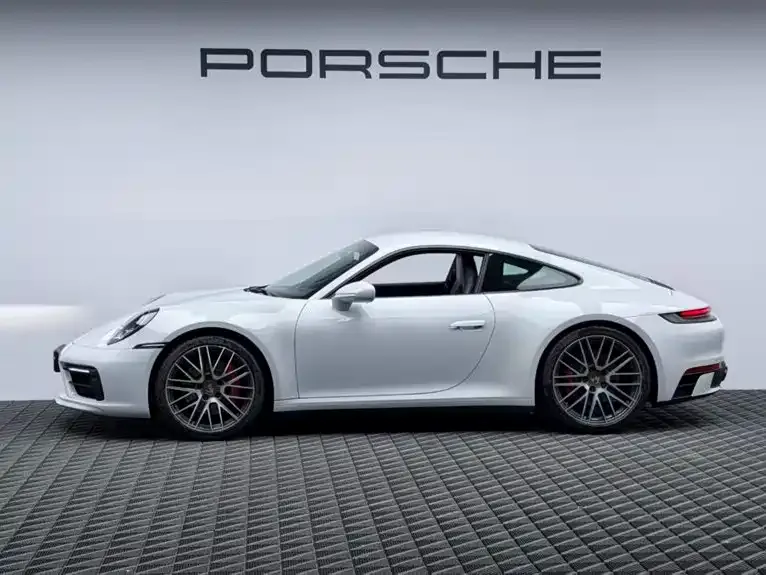 Porsche 911 2023 из CN, фото 3