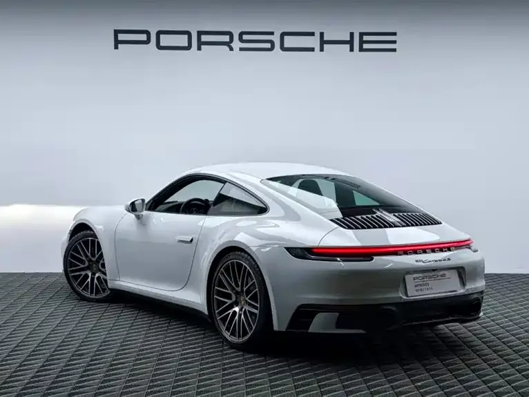 Porsche 911 2023 из CN, фото 5