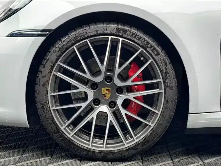 Porsche 911 2023 из CN, фото 6