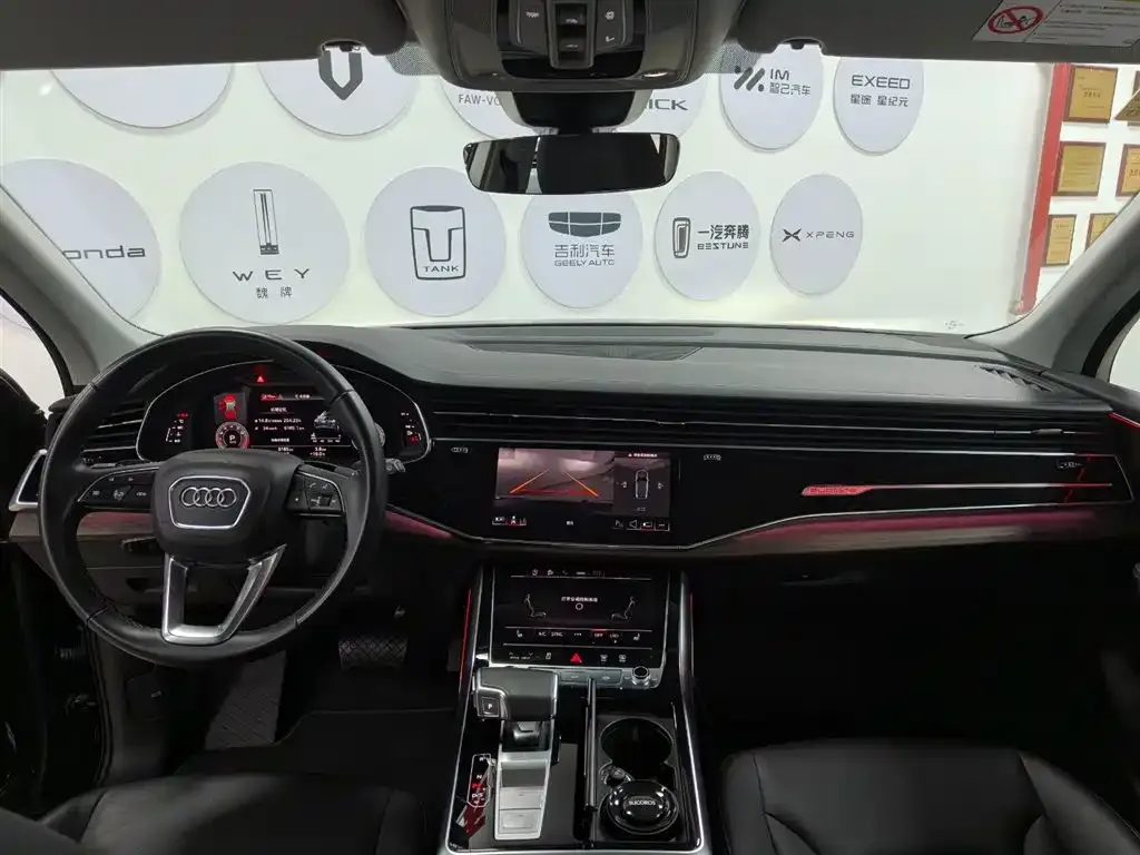 Audi Q7 2024 из CN, фото 6