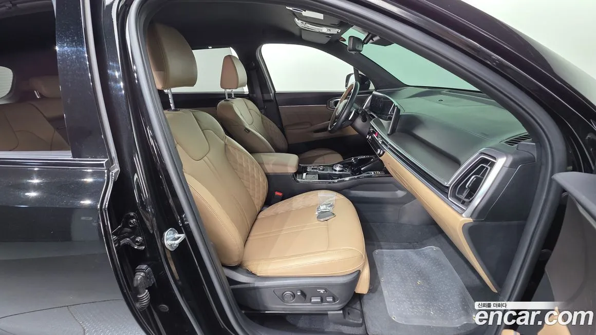 Kia Sorento — фото 7