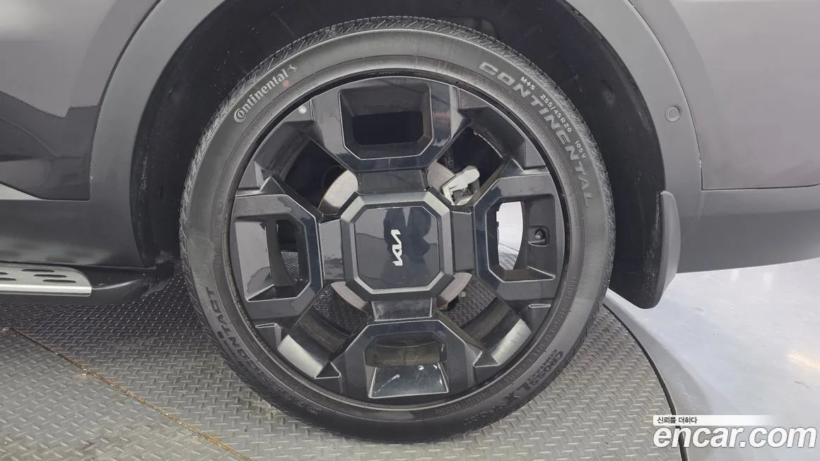 Kia Sorento — фото 9