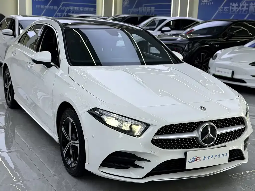 Mercedes-Benz A-Class 2023 из CN, фото 9