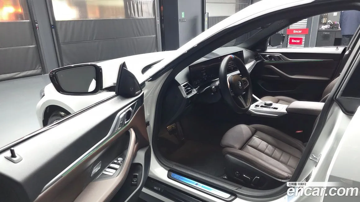 BMW 4-Series 2024 из KR, фото 10