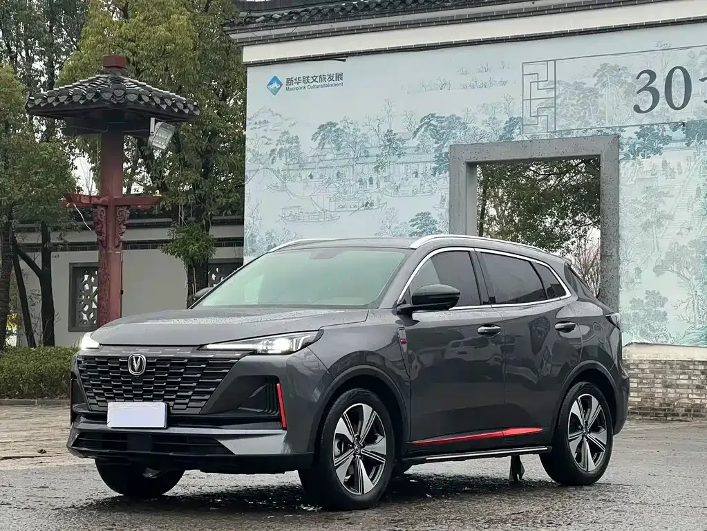 Changan CS55PLUS — фото 1