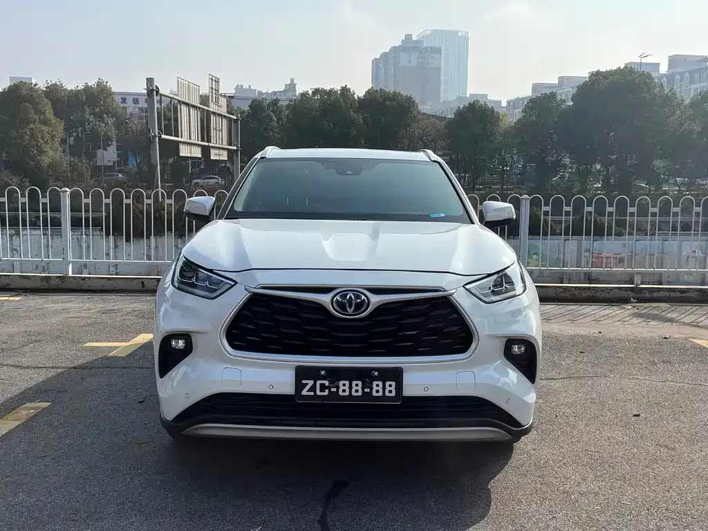 Toyota Highlander 2022 из CN, фото 7