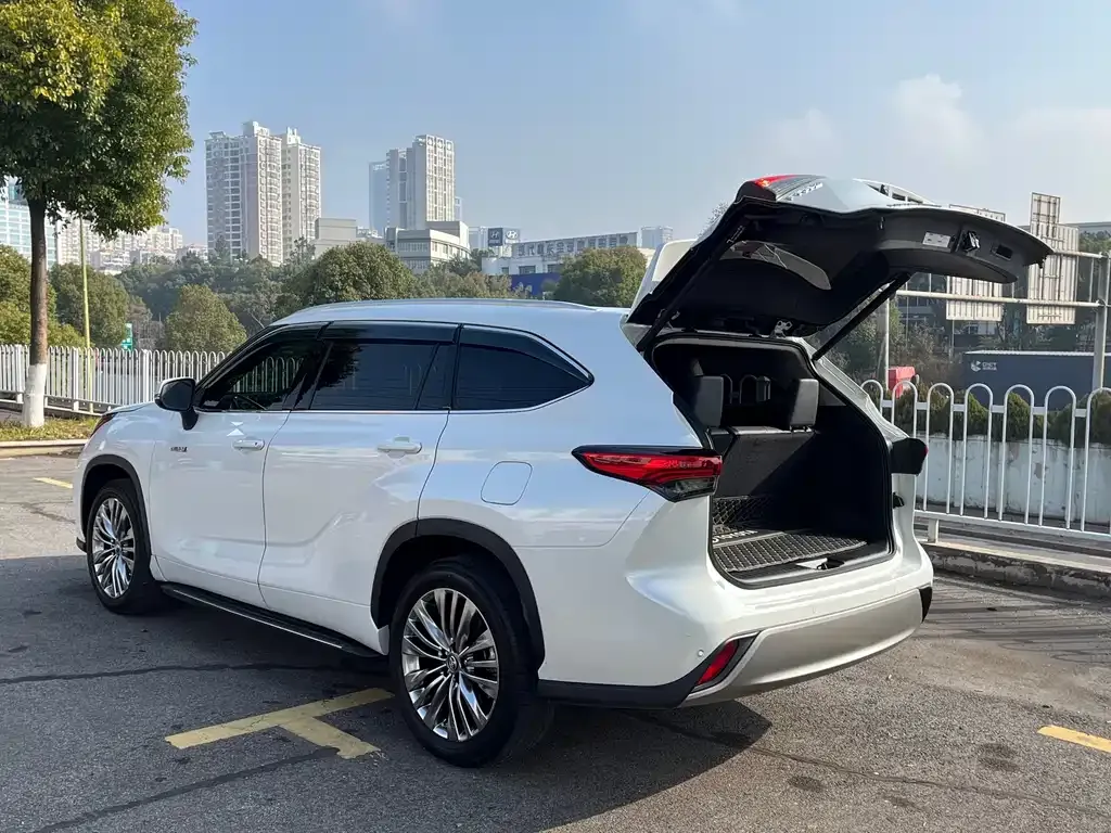 Toyota Highlander 2022 из CN, фото 10