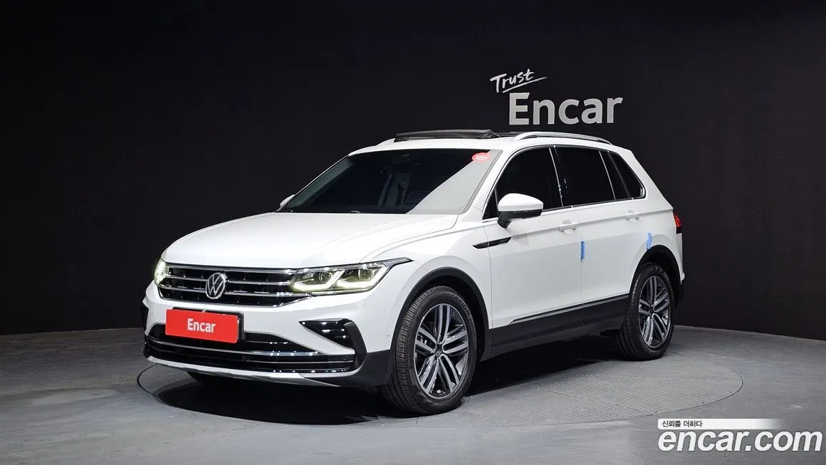 Volkswagen Tiguan — фото 1